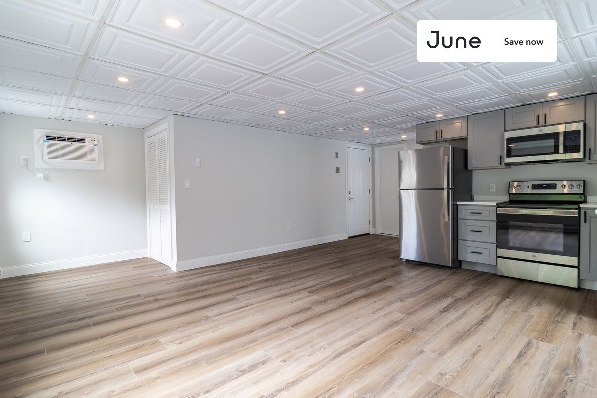 102 Cross St. - East Somerville