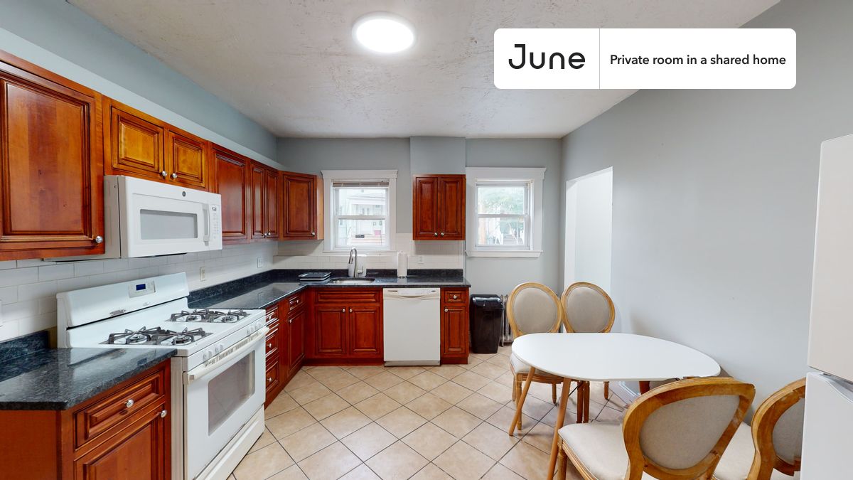 11 Islington St. - Allston