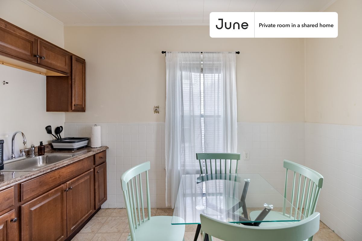 28 Charnwood Rd. - Spring Hill