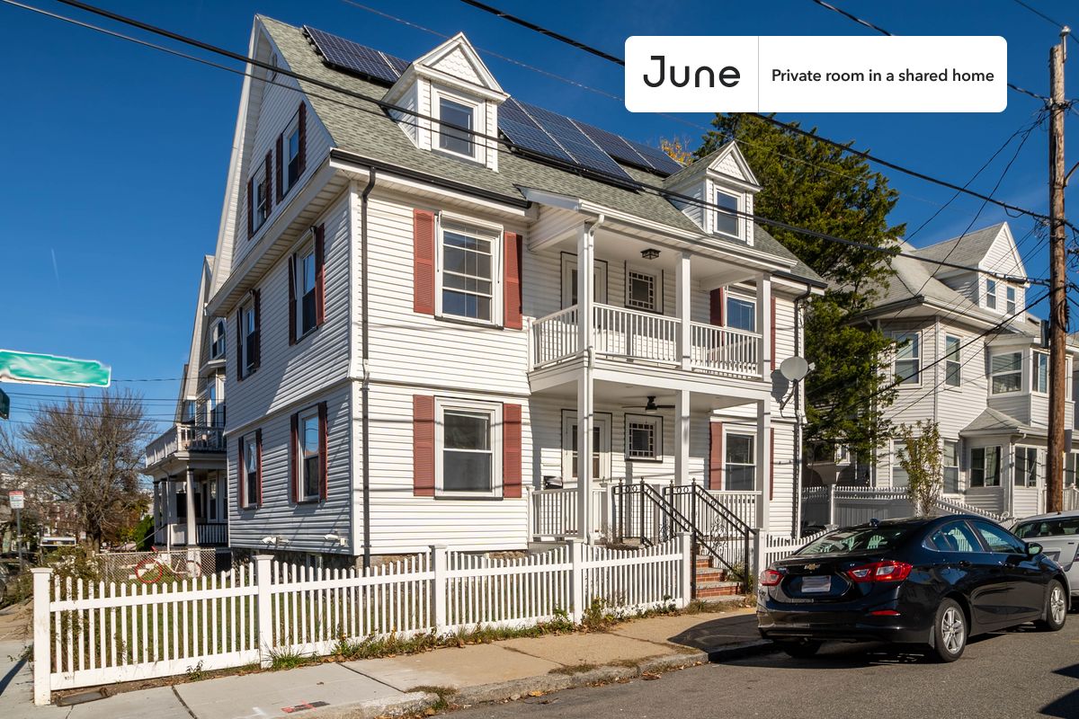 45 Montcalm - Brighton