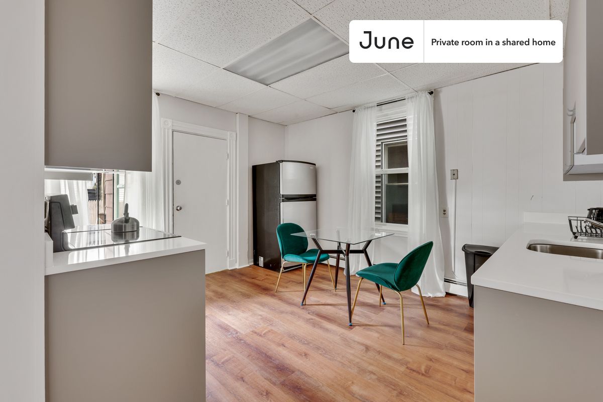 823 Dorchester Ave. - Dorchester