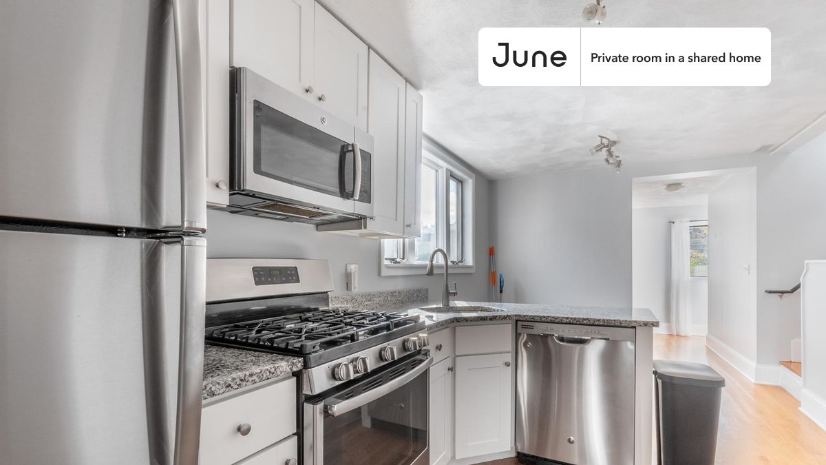 100 Flint St. - East Somerville