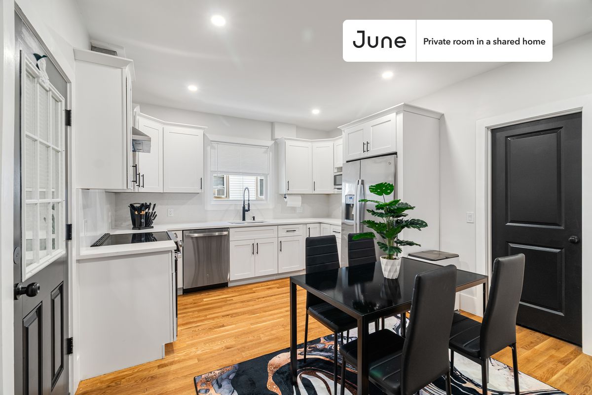 10 Walnut Park - Roxbury