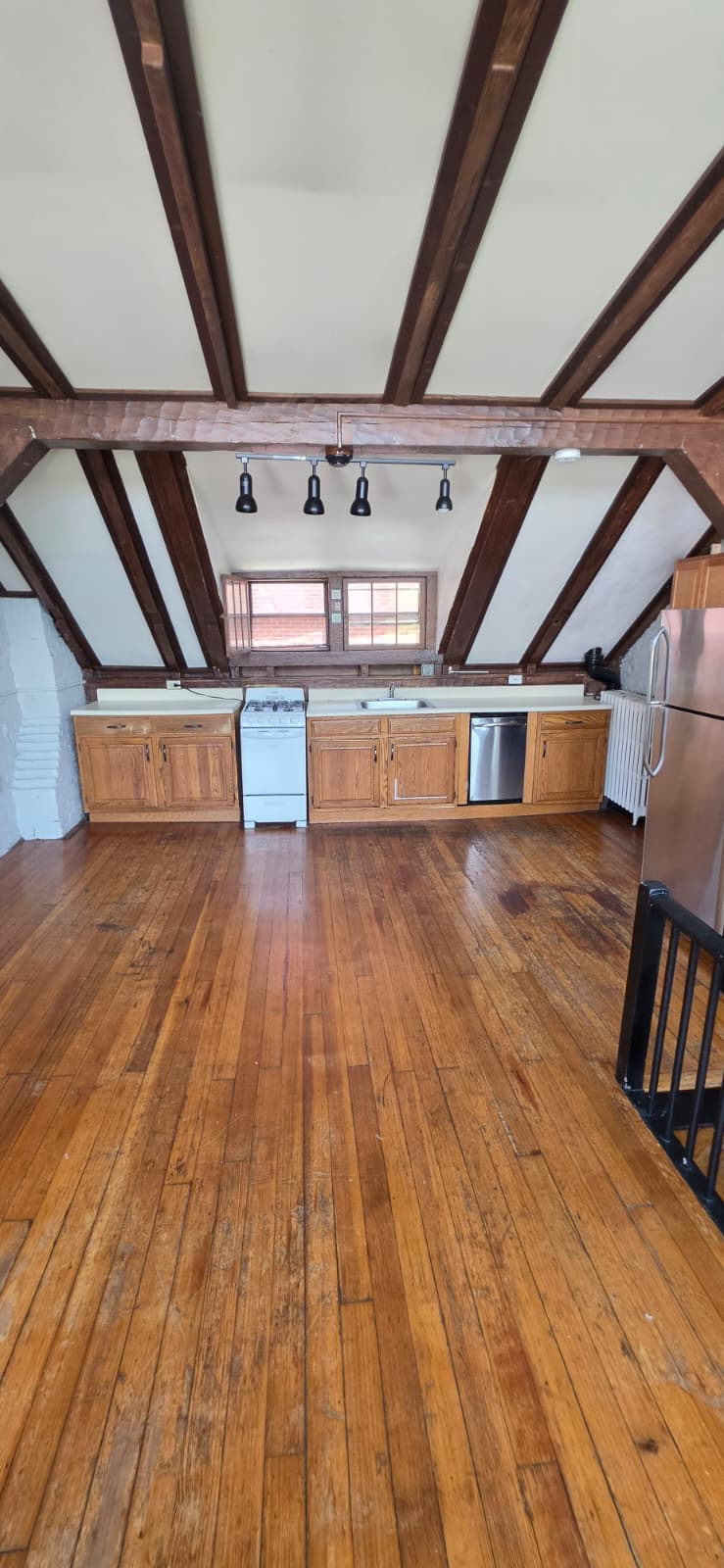 1 Champney Pl. - Beacon Hill