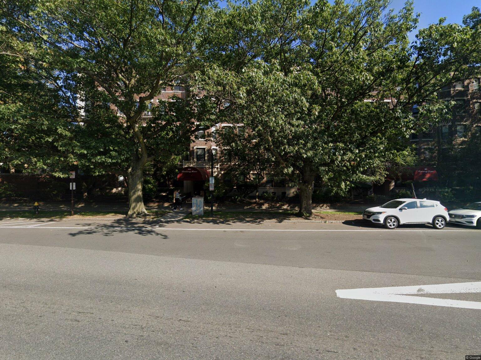 352 Riverway - Mission Hill