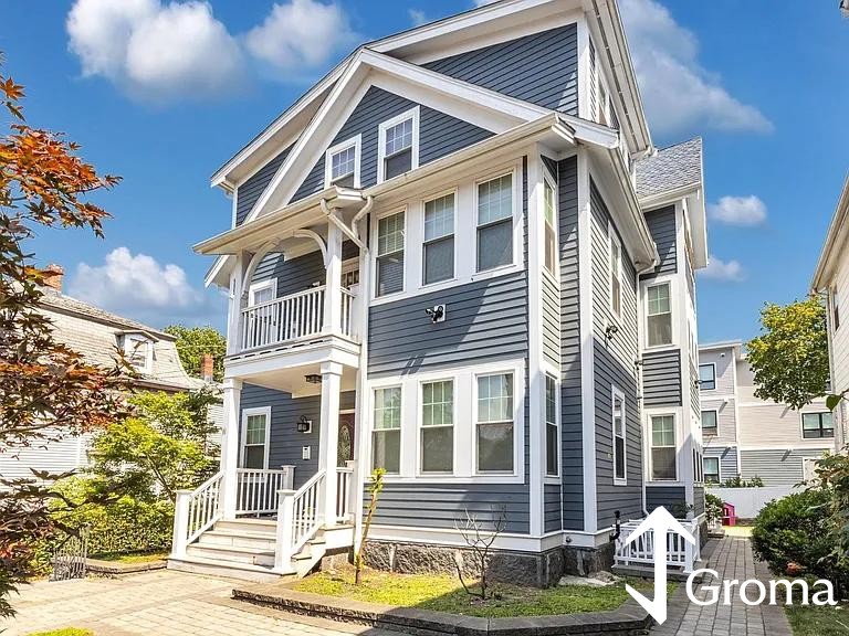 13 Pierce St. - Hyde Park