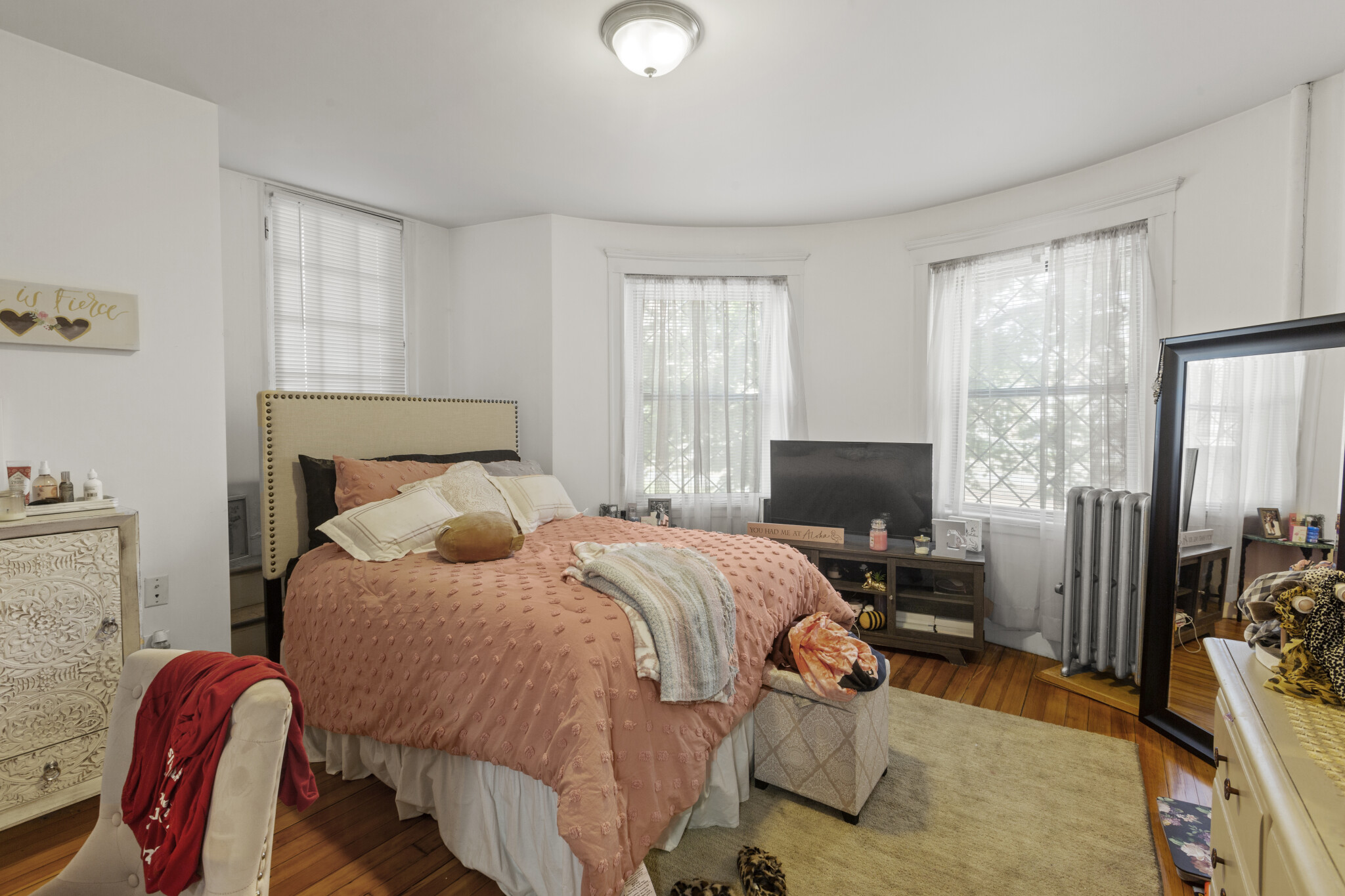1462 Commonwealth - Brighton