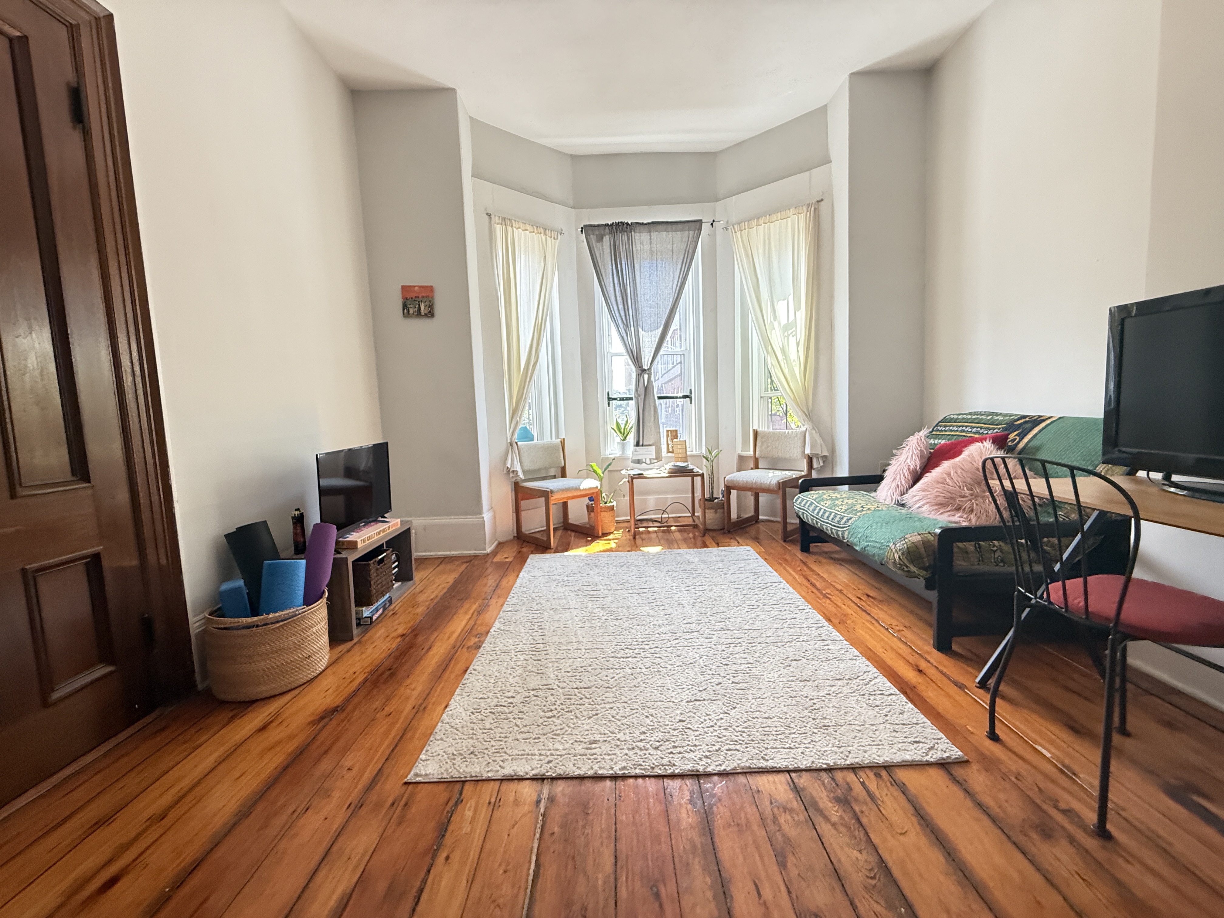 94 Mount Pleasant Ave. - Roxbury
