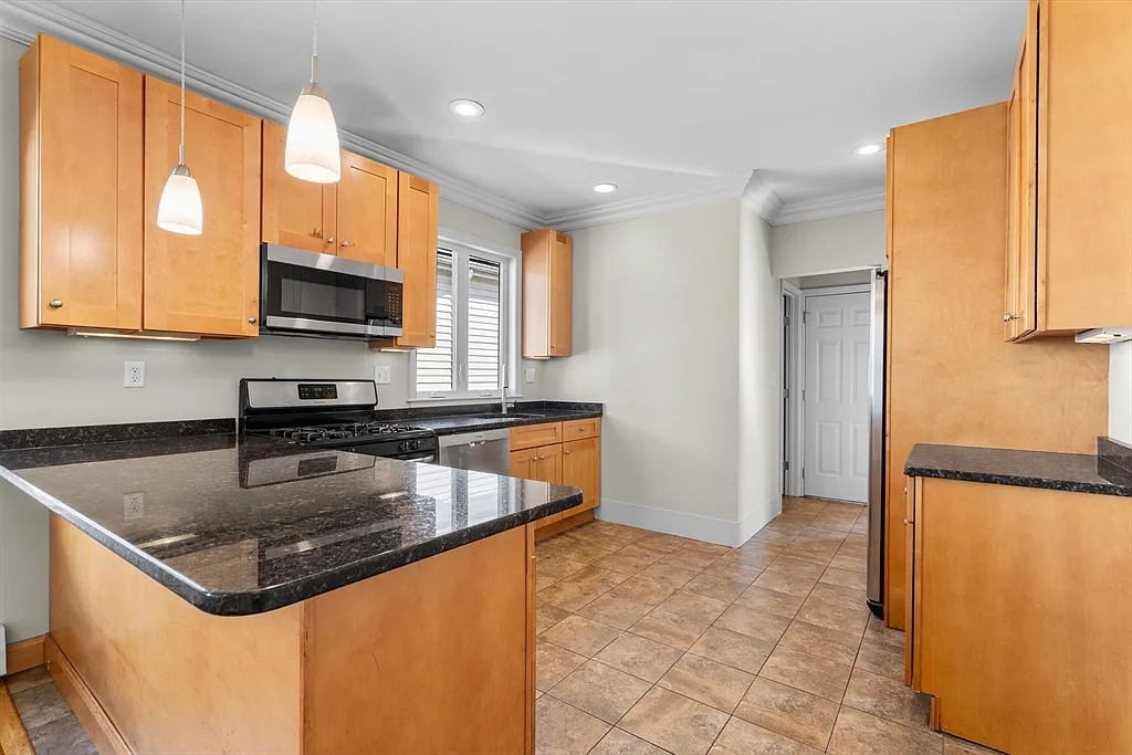 11 Woodlawn St. - Jamaica Plain