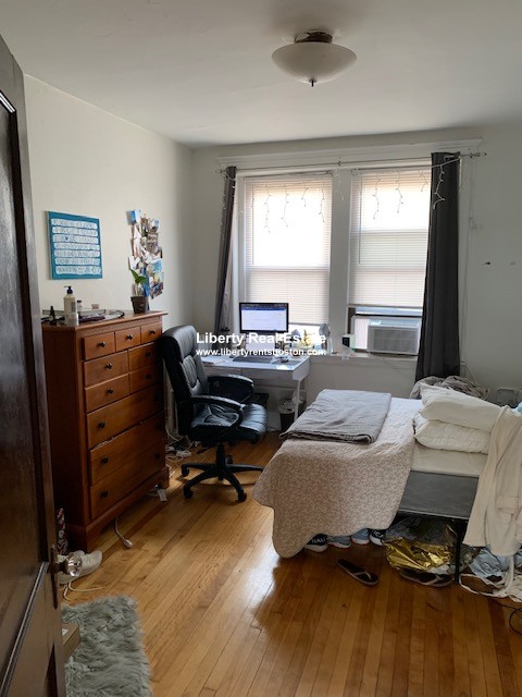 1343 Commonwealth - Allston