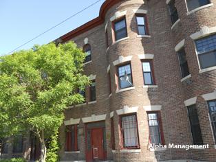 533 Newbury St. - Kenmore