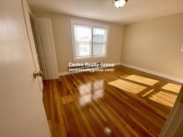 1499 Hyde Park Ave. - Hyde Park