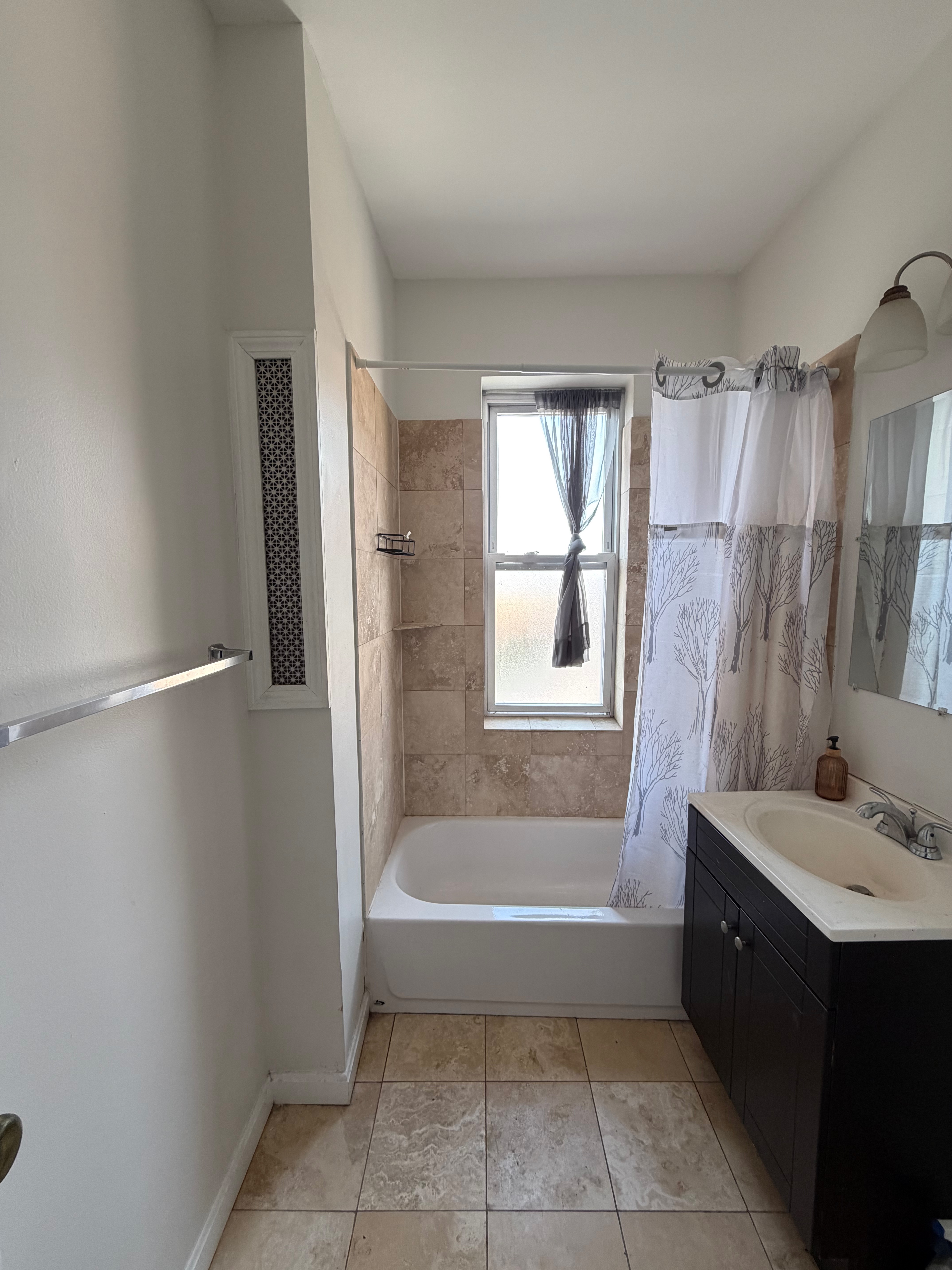 1197 Commonwealth Ave. - Allston