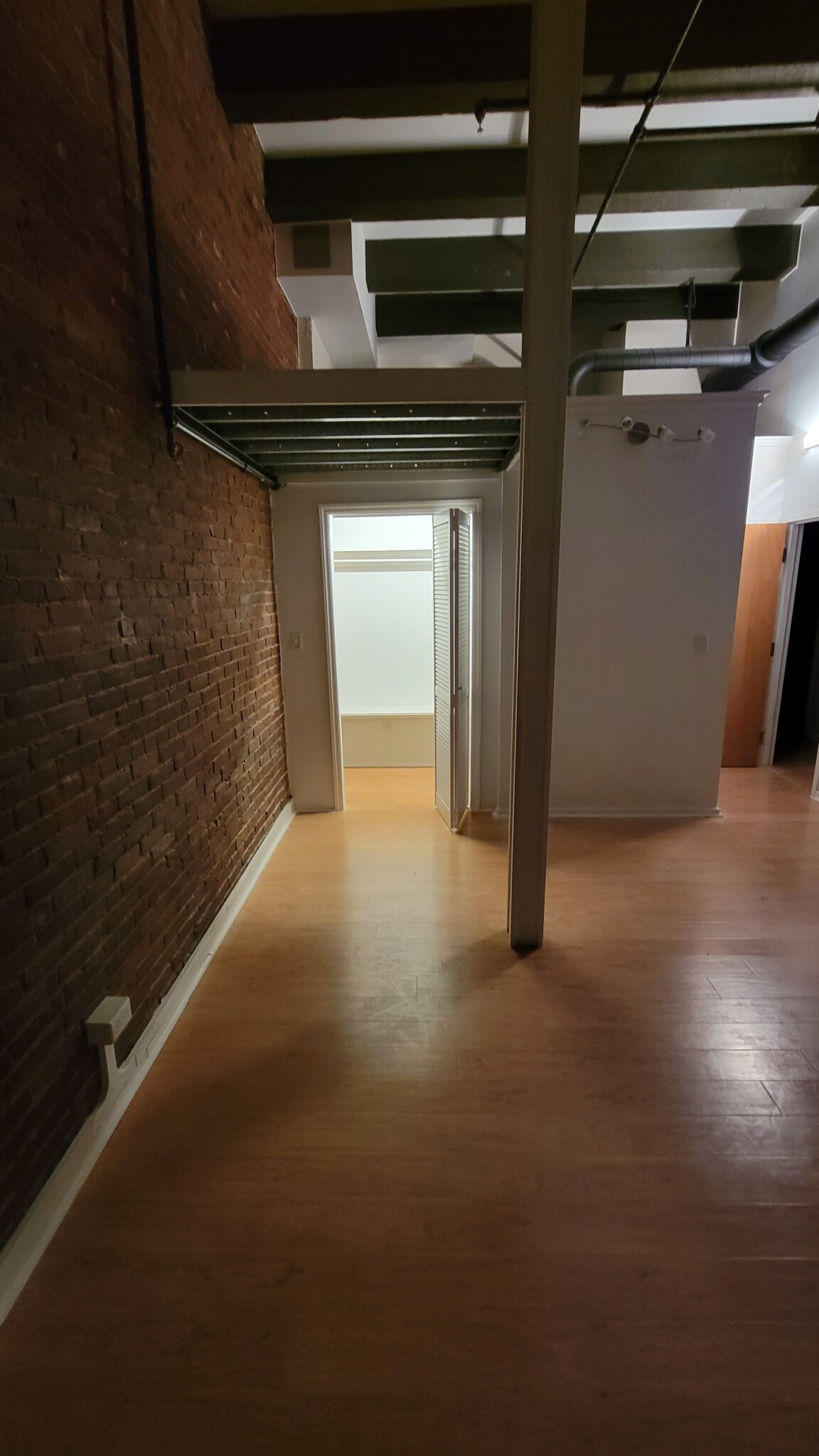 254 Friend St. - North End
