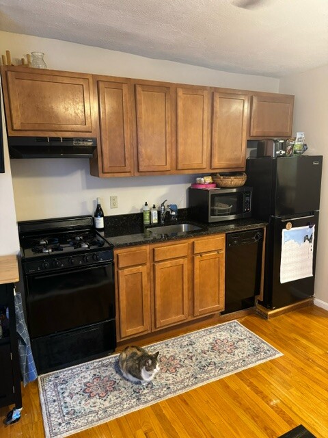 145 Endicott St. - North End