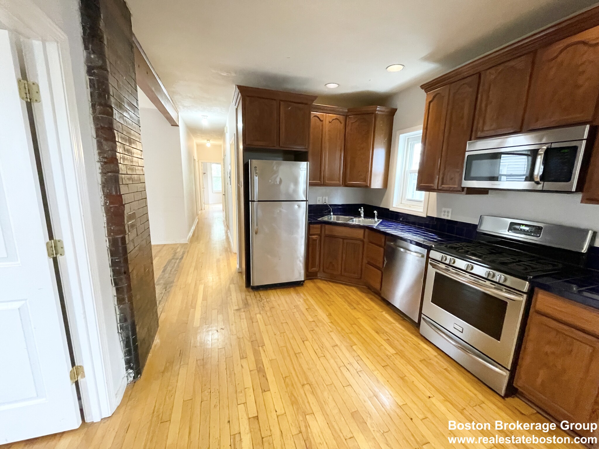 7 Iroquois St. - Mission Hill