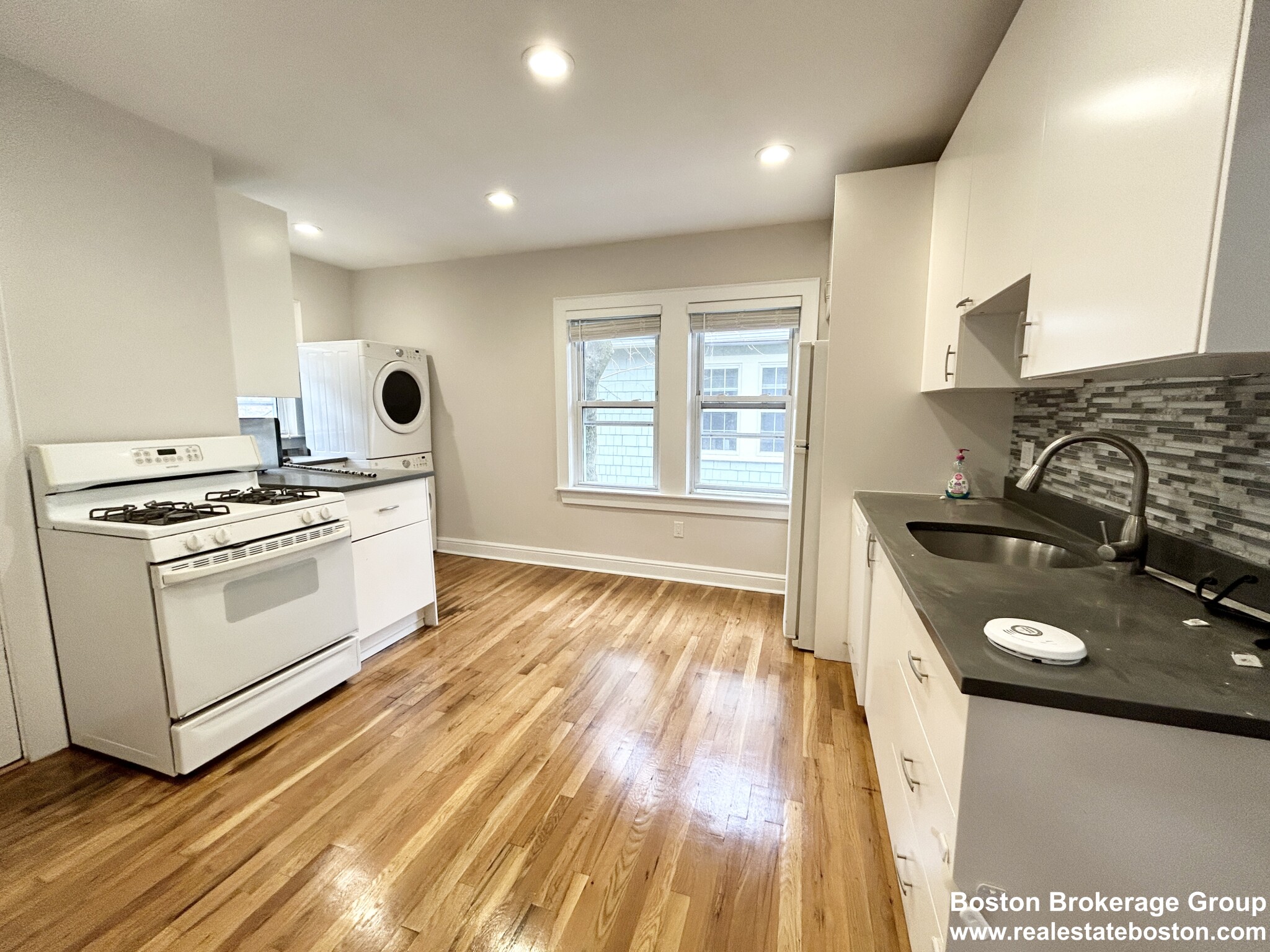 120 Hillside St. - Mission Hill