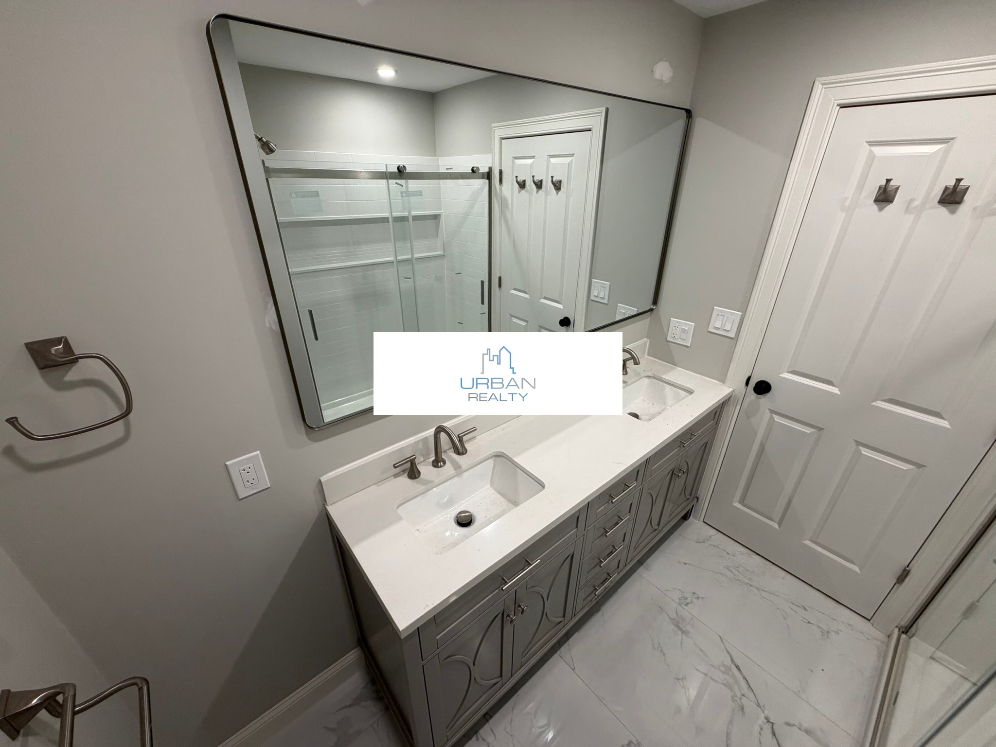 231 FOSTER - Brighton