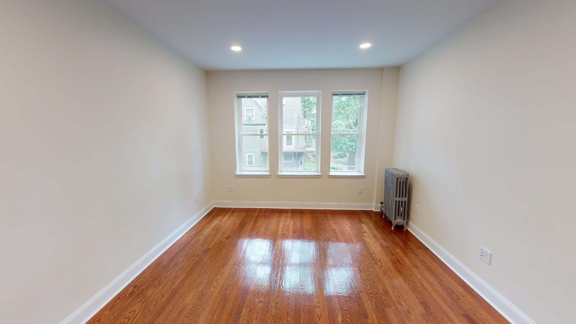 123 Sutherland Rd. - Brighton