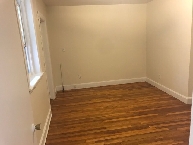 33 Lancaster Terr. - Brookline