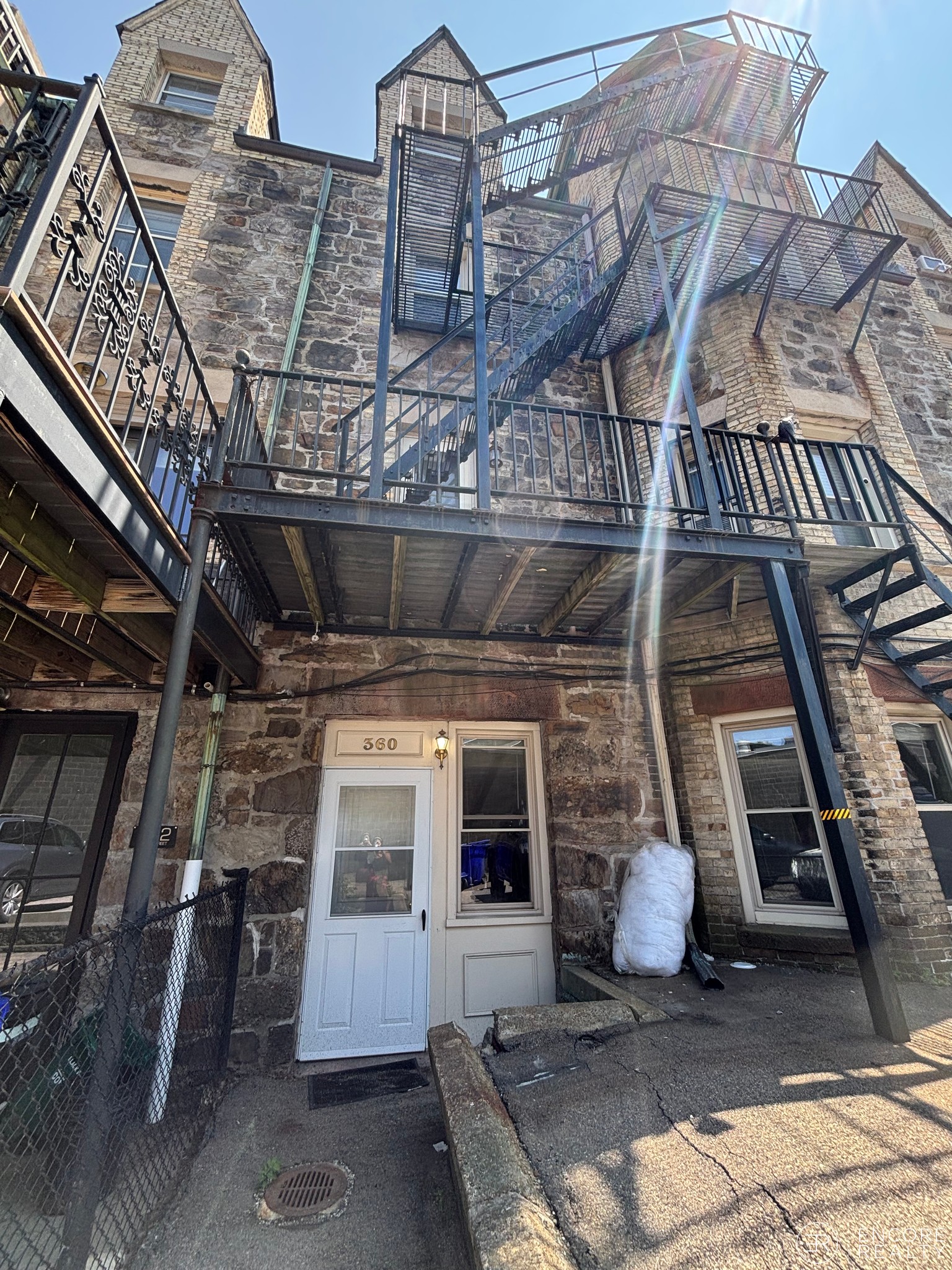 360 Tappan St. - Washington Square