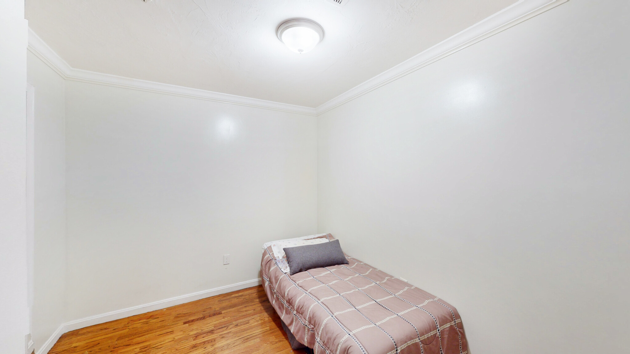 712 Shawmut Ave. - South End