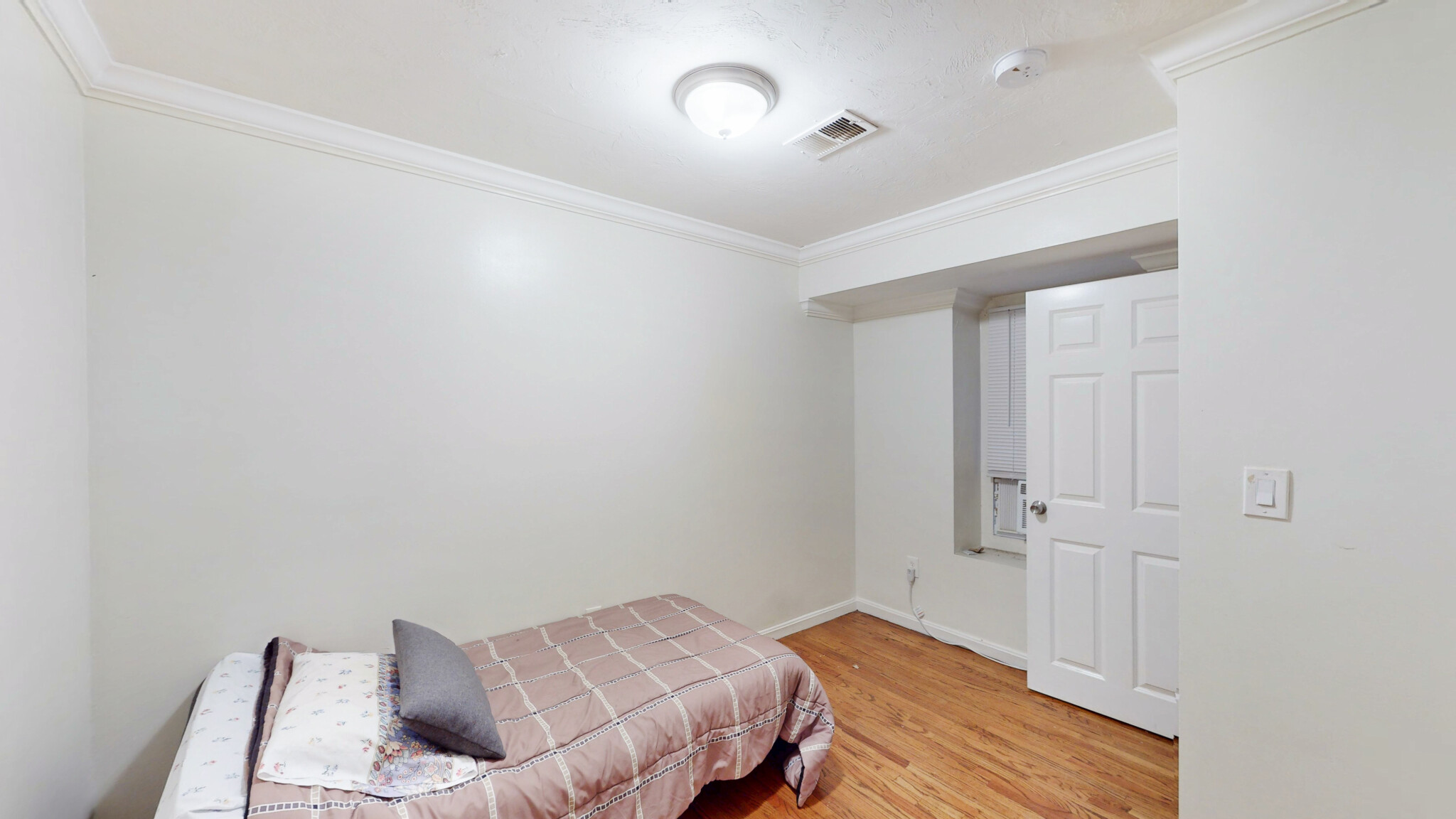 712 Shawmut Ave. - South End