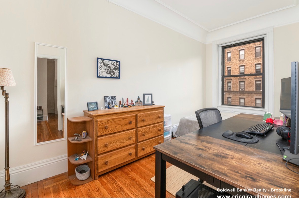 9 Buswell St. - Fenway