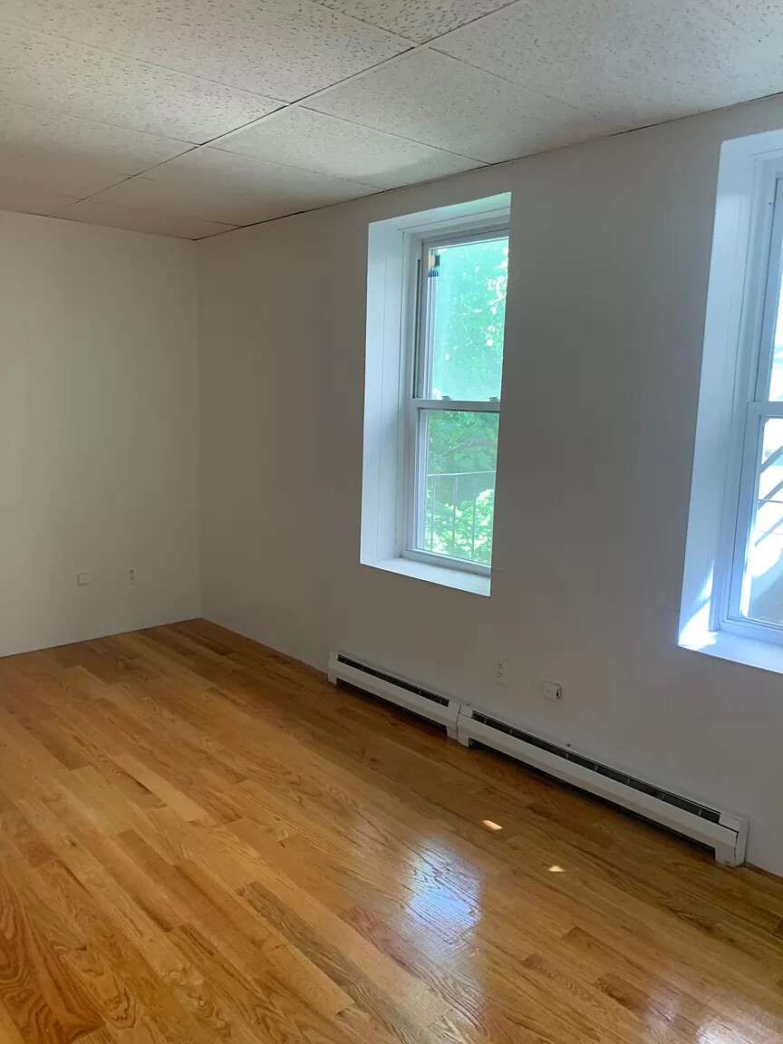 199 Strathmore - Brighton