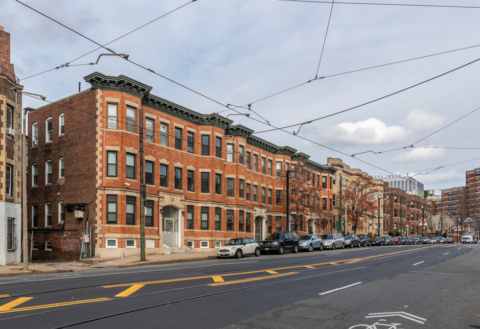 887 Huntington Ave. - Mission Hill