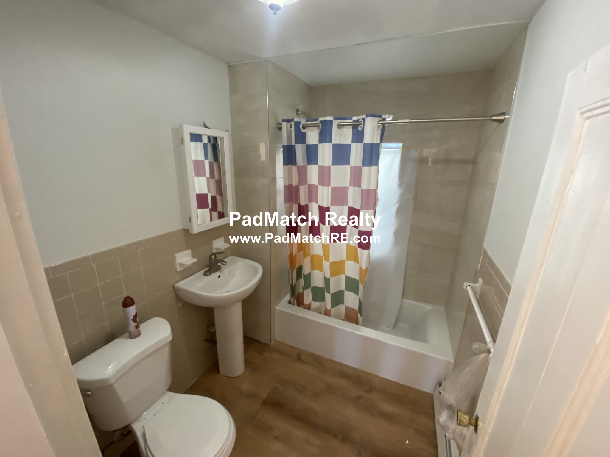 1073 River St. - Hyde Park