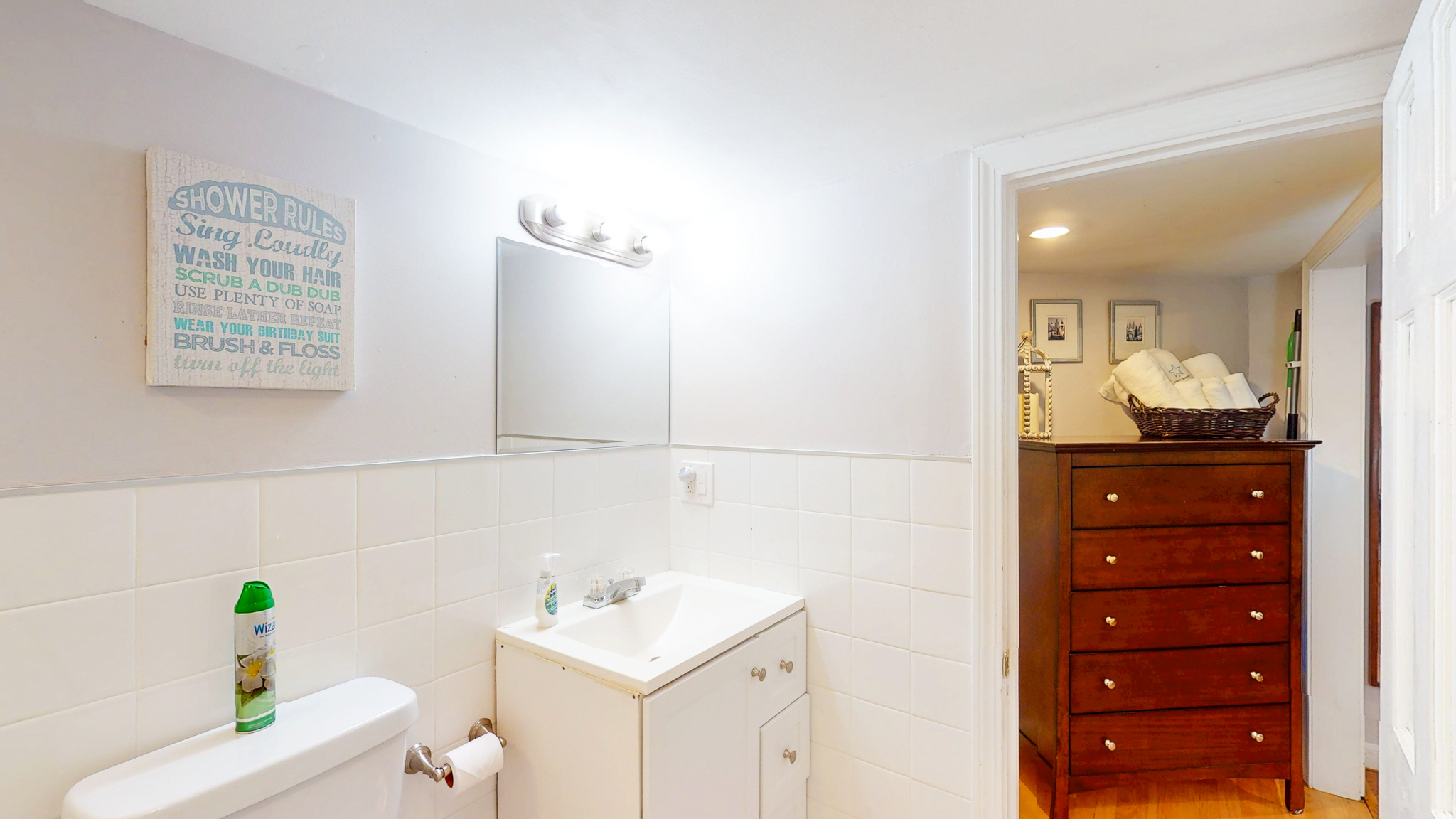 1029 Beacon St. - Longwood