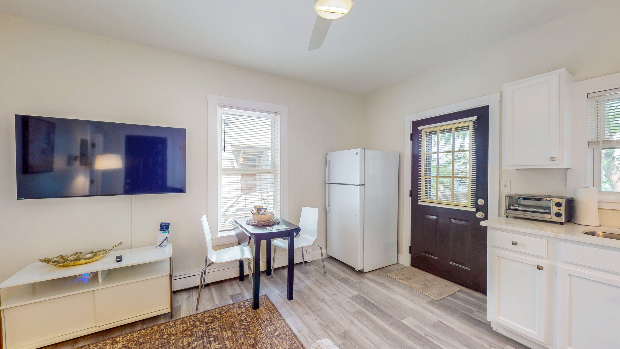 24 Hews St. - Riverside