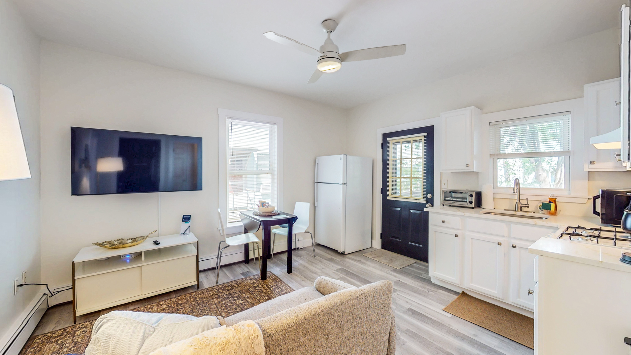 24 Hews St. - Riverside