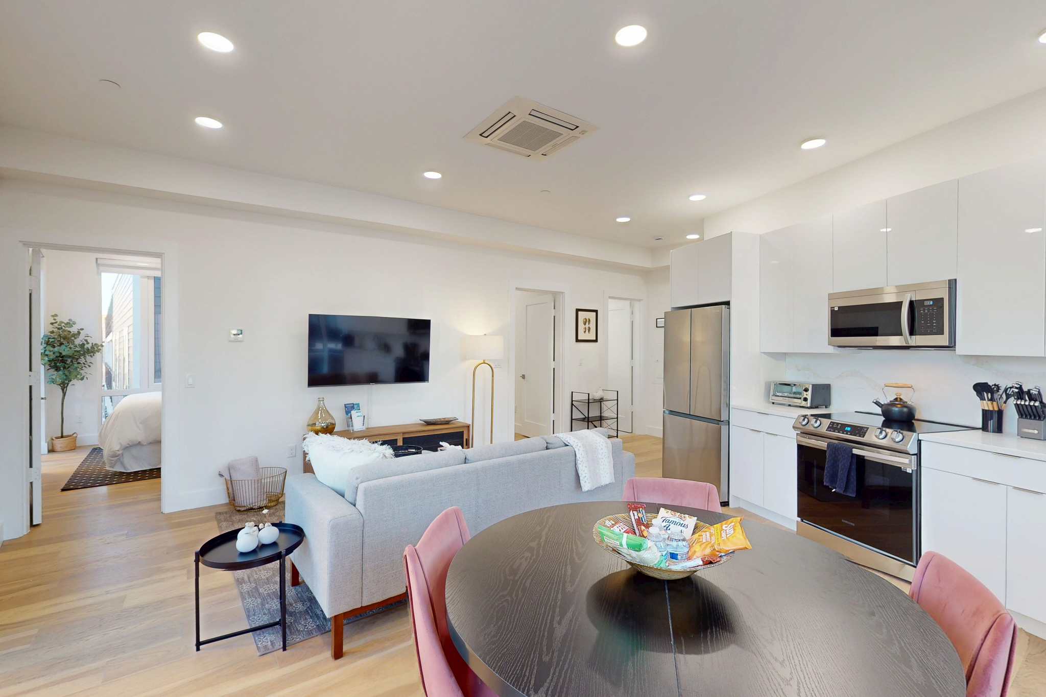 38 Hichborn St. - Brighton