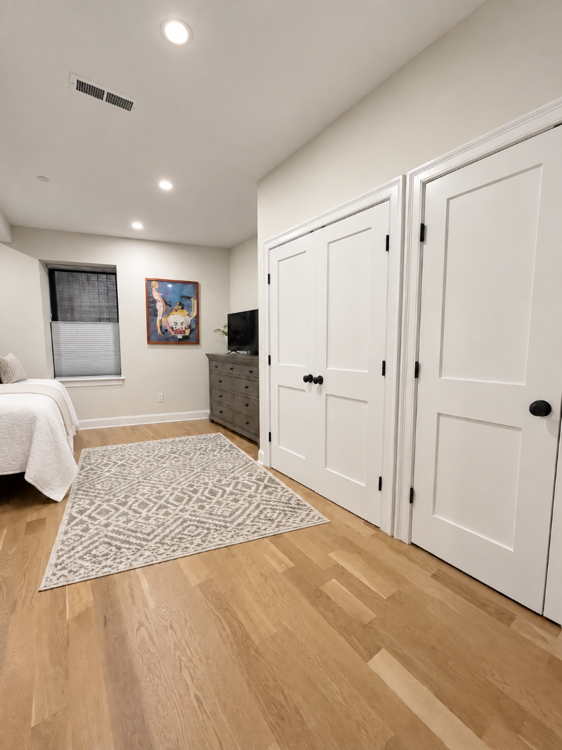 5 Garden Ct St. - North End
