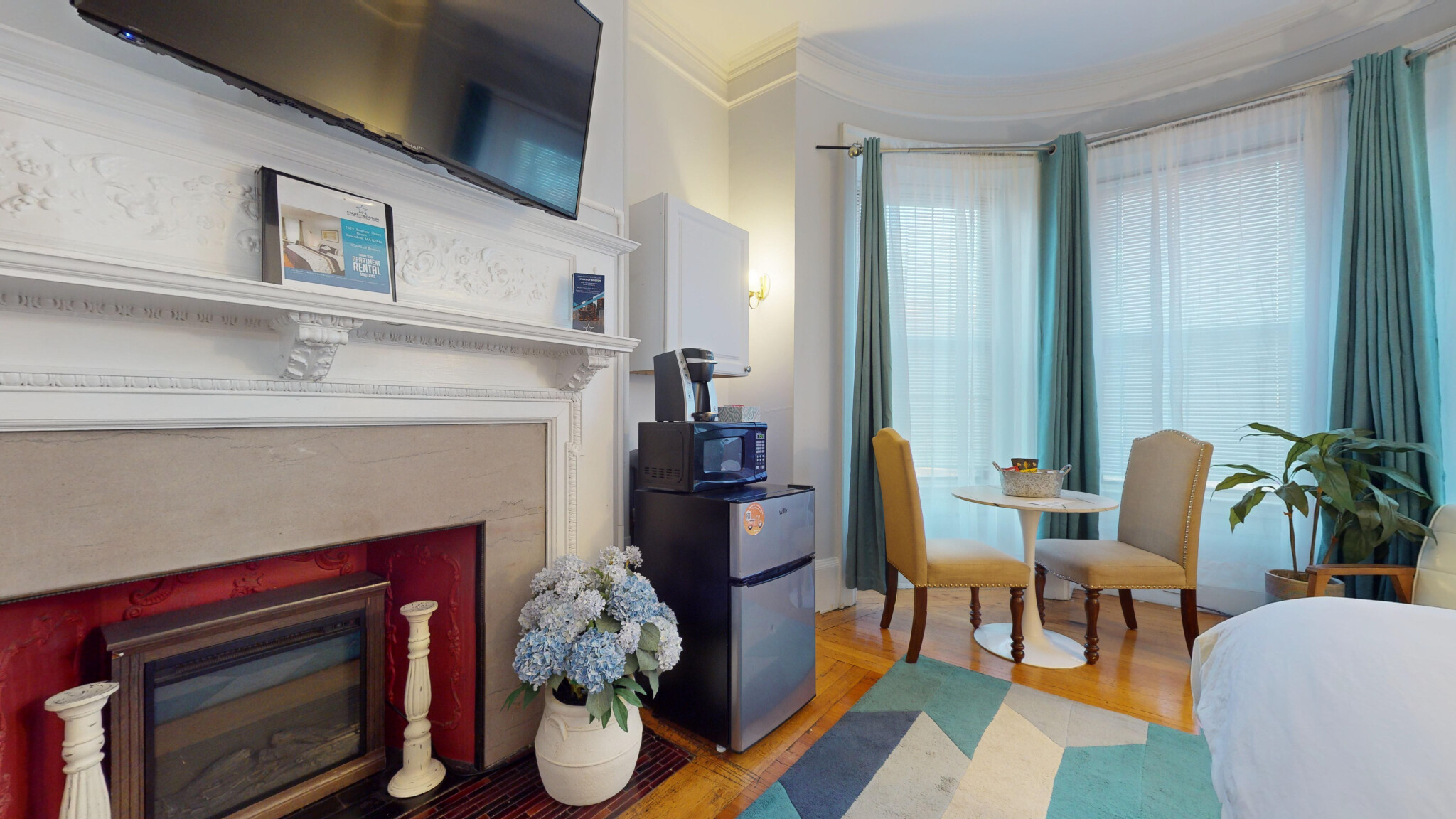 1029 Beacon St. - Longwood