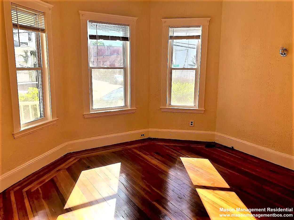 28 Litchfield - Brighton