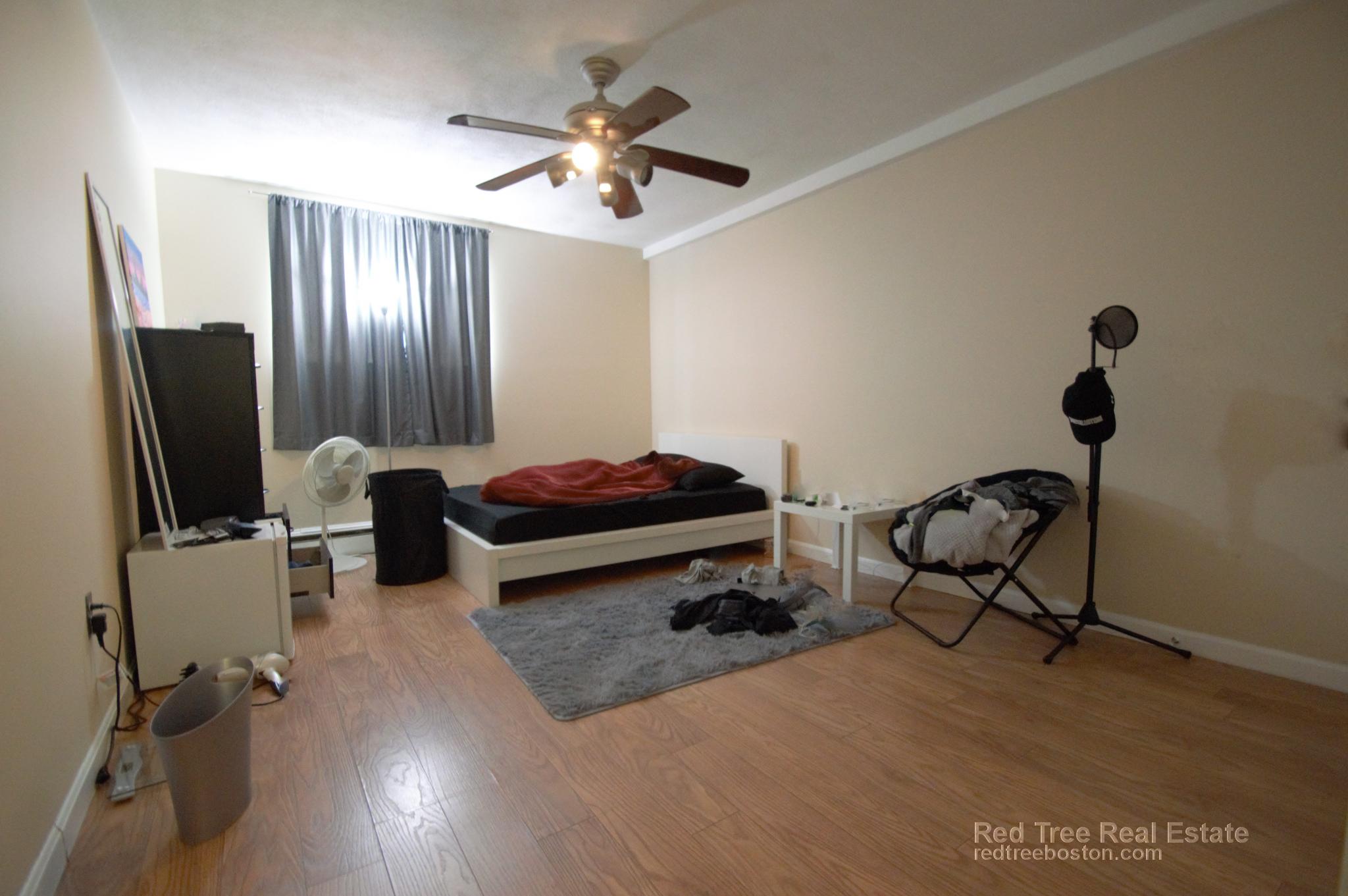20 Radcliffe Rd. - Allston