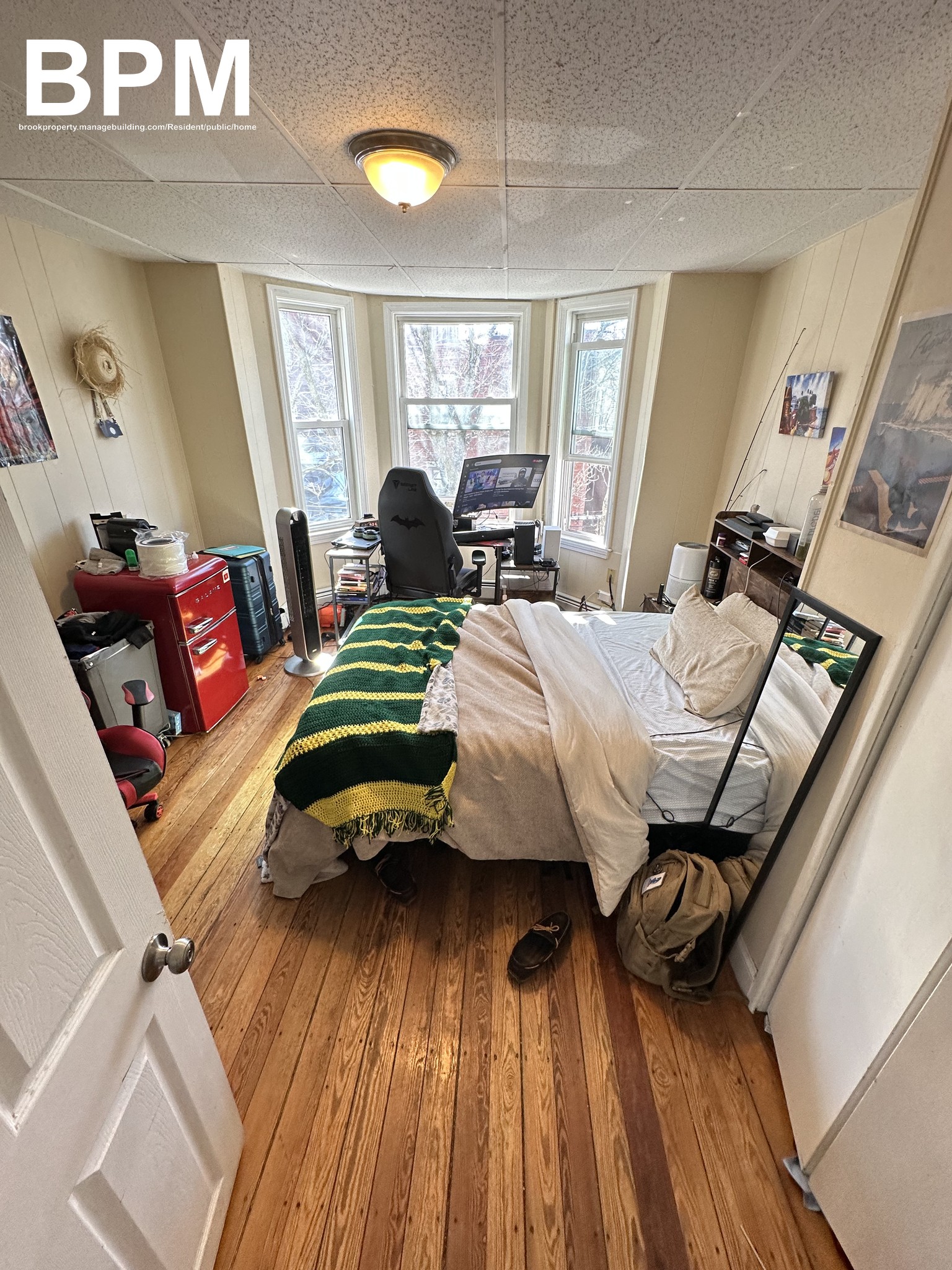 114 Everett St. - East Boston