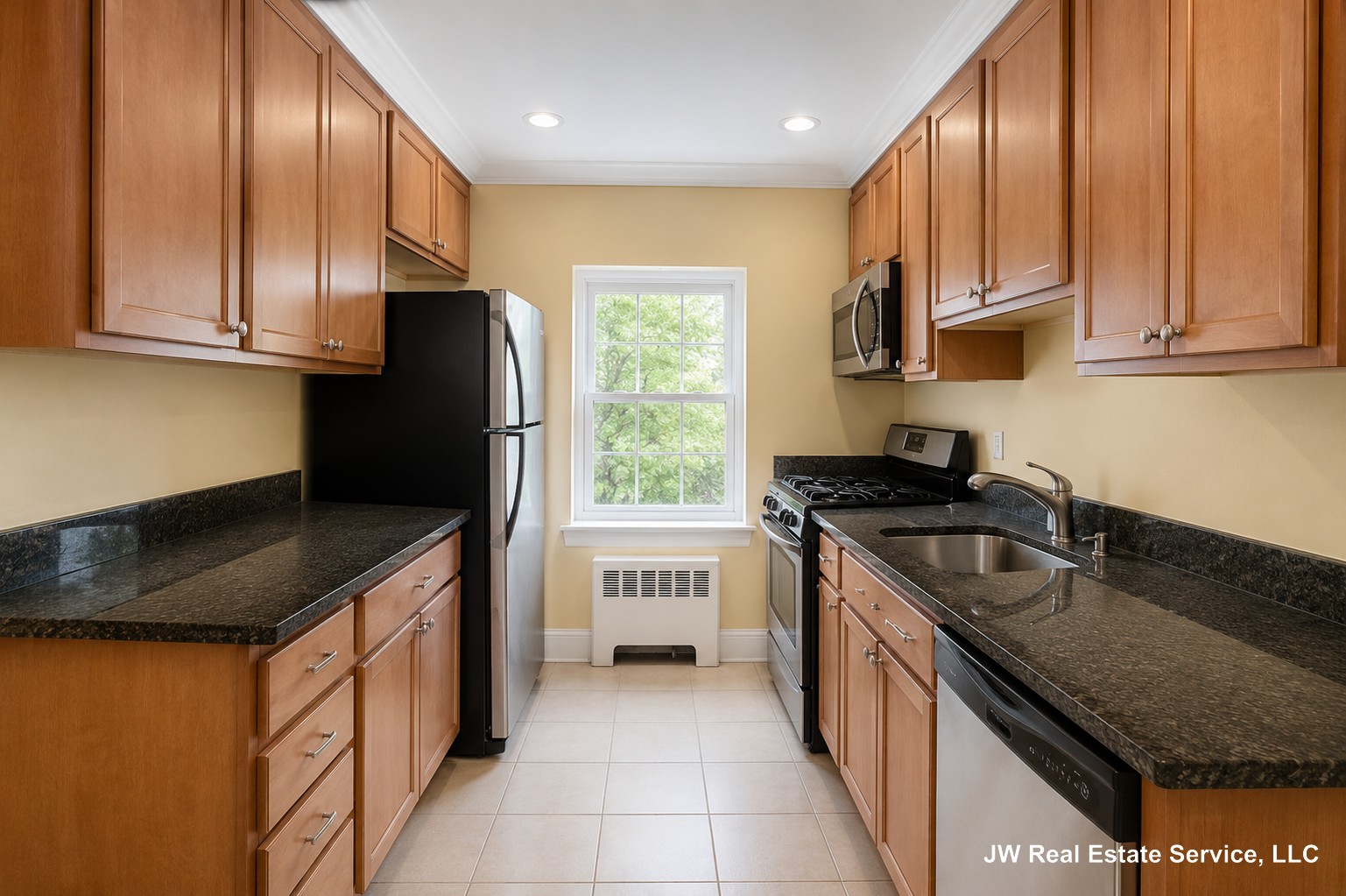 652 Washington St. - Washington Square