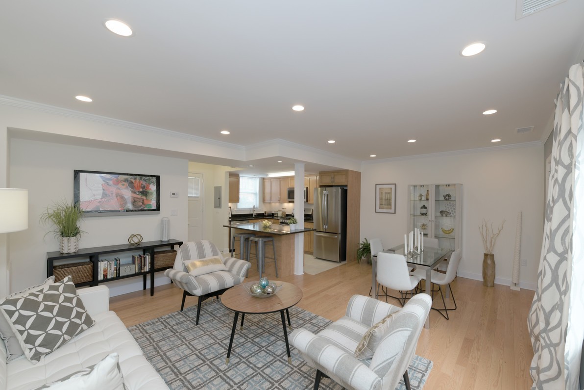278 Independence Dr. - Roxbury