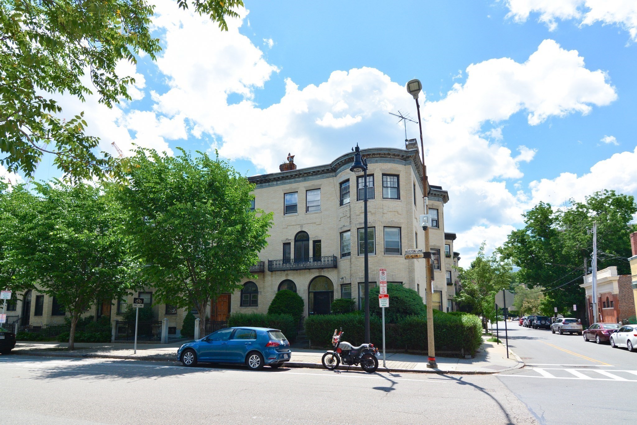 923 Beacon - Fenway
